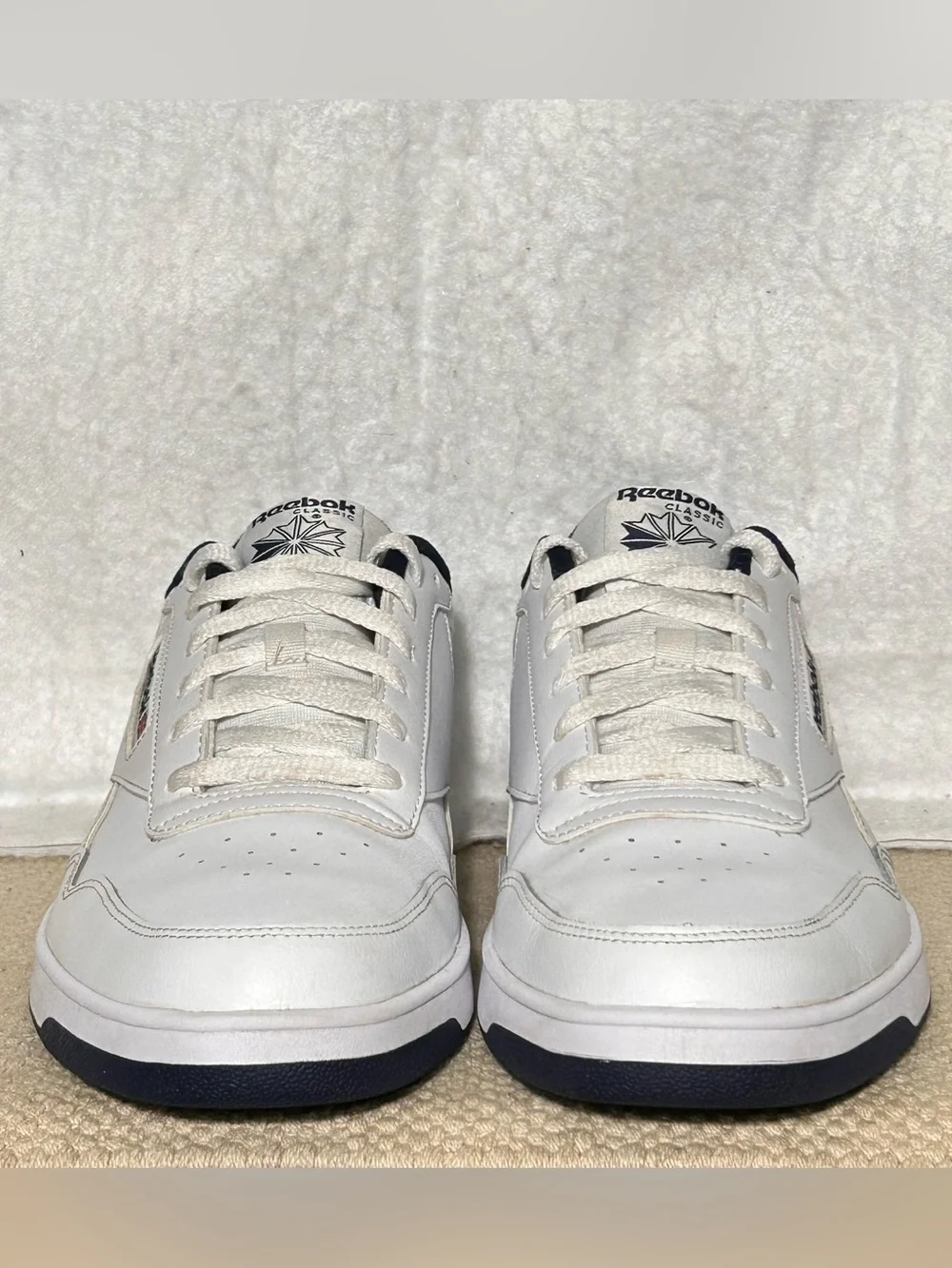 Reebok Mens White Club Memt Classic Leather Low Lace Sneakers Shoes SZ US 12